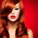 Myloview Obraz Portret Kobiety Z Długimi Czerwonymi Włosami