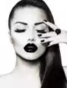 Myloview Obraz Black And White Brunette Girl Portret. Trendy Manicure Cav
