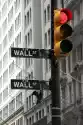 Myloview Obraz Wall Street I Światła Ruchu Czerwony, Crysis Symbol