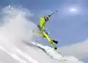 Plakat Jugendlicher Skifahrer Springt Im Tiefschnee