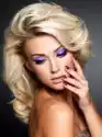 Myloview Obraz Piękne Kobiety Z Piękna Fioletowy Manicure I Makijaż Oczu.