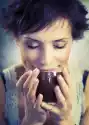 Myloview Obraz Piękna Dziewczyna Z Filiżanką Kawy
