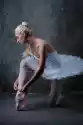 Myloview Obraz Piękna Tancerka Baletowa