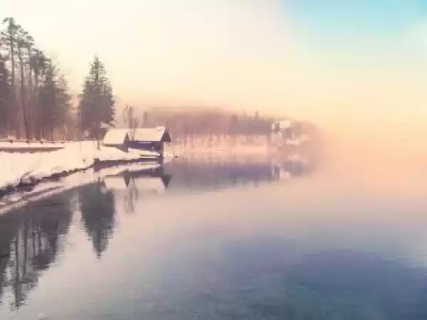 Fototapeta Zima W Czasie Jeziora Bohinj-Słowenii
