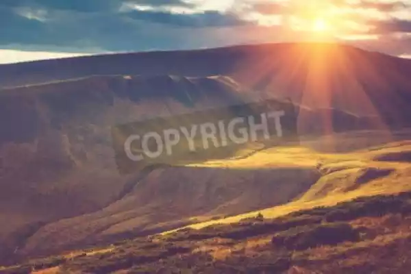 Fototapeta Scenic Widoku Z Góry, Jesień Krajobraz Z Kolorowych W